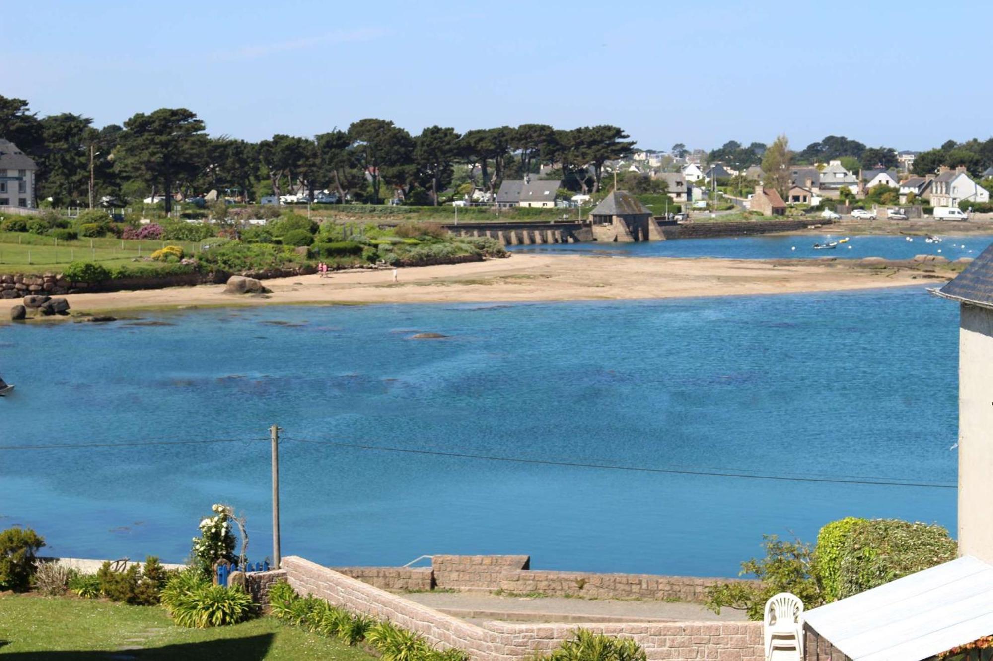 Maison Vue 3 étoiles Avec Wifi à Ploumanac'h - Ref 329